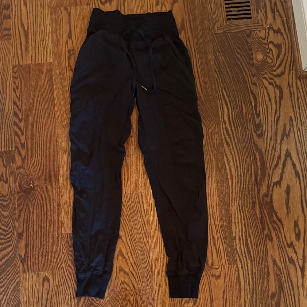 Lululemon black Jogger Pants